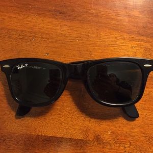 Ray-Ban wayfarer sunglasses